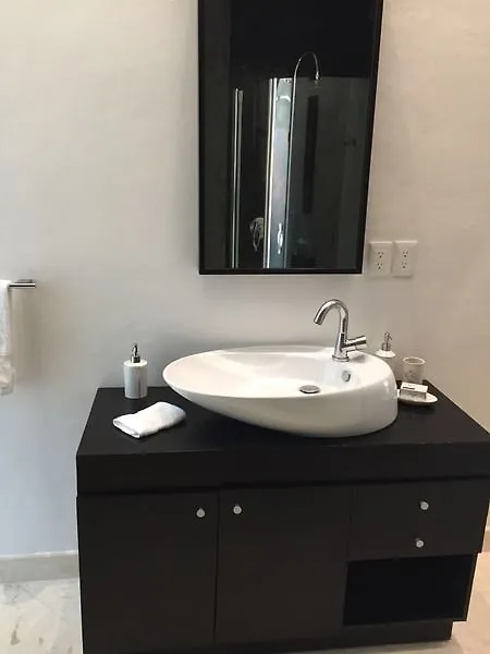 Stunning 2 Bedroom Condo Playa Del Carmen By Kvr Akumal