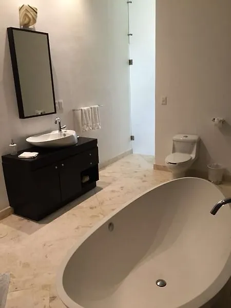 Stunning 2 Bedroom Condo Playa Del Carmen By Kvr Akumal Hotel