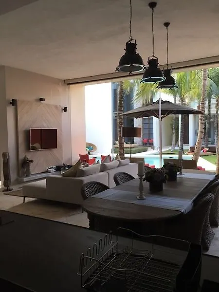 ***** Hotel Stunning 2 Bedroom Condo Playa Del Carmen By Kvr Akumal Mexico