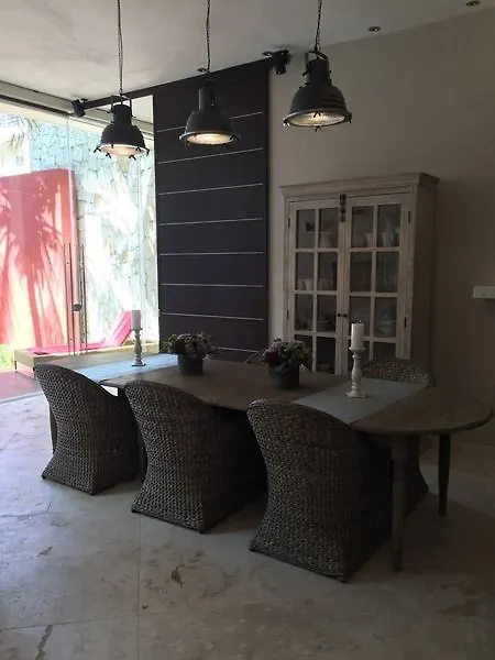 Stunning 2 Bedroom Condo Playa Del Carmen By Kvr Akumal